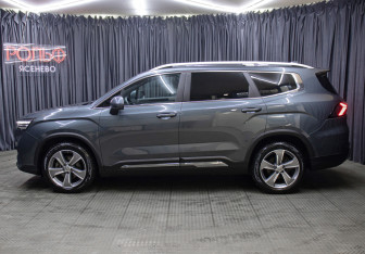 Подержанный автомобиль Geely Okavango 2024 года (8 фото)