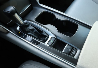 Подержанный автомобиль Honda Accord Sedan 2019 года (13 фото)