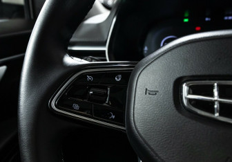 Подержанный автомобиль Geely Emgrand 2023 года (11 фото)