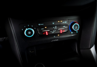 Подержанный автомобиль Ford Focus Hatchback 2018 года (26 фото)