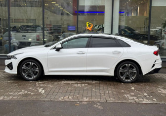 Подержанный автомобиль Kia K5 2020 года (5 фото)