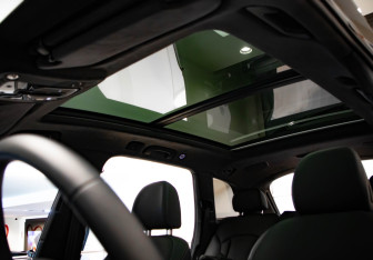 Подержанный автомобиль Audi Q7 2024 года (38 фото)