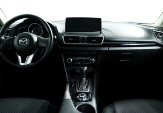 Подержанный автомобиль Mazda 3 Sedan 2014 года (8 фото)