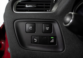 Подержанный автомобиль Citroen C4 Hatchback 2012 года (16 фото)