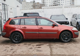 Подержанный автомобиль Renault Megane Wagon 2007 года (4 фото)