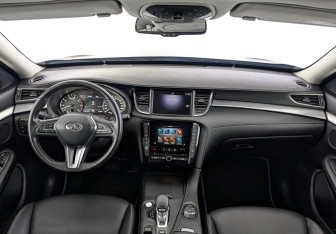 Подержанный автомобиль Infiniti QX50 2020 года (14 фото)