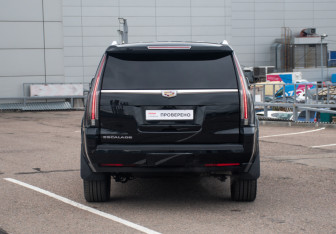 Подержанный автомобиль Cadillac Escalade Suv 2020 года (8 фото)