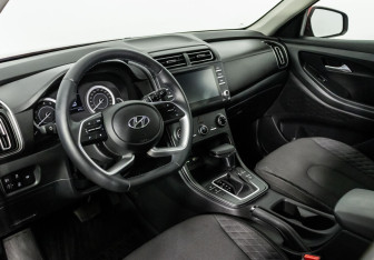 Подержанный автомобиль Hyundai Creta 2021 года (9 фото)