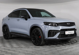 Подержанный автомобиль Geely Tugella 2022 года (3 фото)