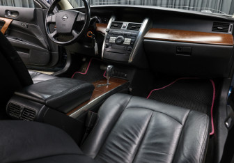 Подержанный автомобиль Nissan Teana 2006 года (11 фото)