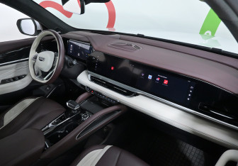 Подержанный автомобиль Geely Monjaro 2024 года (9 фото)