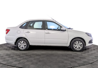 Подержанный автомобиль LADA (ВАЗ) Granta Sedan 2023 года (4 фото)