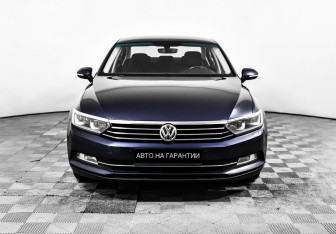 Подержанный автомобиль Volkswagen Passat Sedan 2016 года (2 фото)