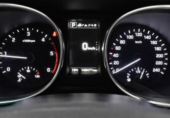 Подержанный автомобиль Hyundai Santa Fe 2017 года (19 фото)