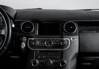 Подержанный автомобиль Land Rover Discovery 2012 года (13 фото)