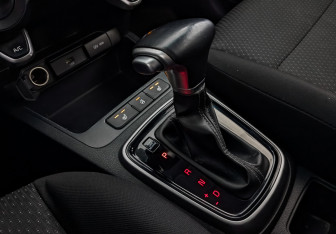 Подержанный автомобиль Kia Rio Hatchback 2021 года (26 фото)