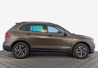 Подержанный автомобиль Volkswagen Tiguan 2018 года (4 фото)