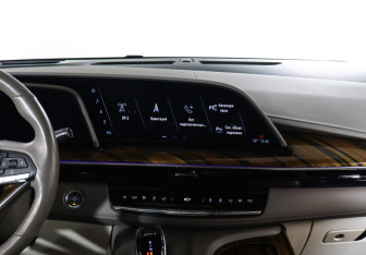 Подержанный автомобиль Cadillac Escalade Suv 2021 года (14 фото)