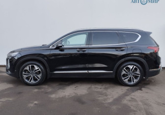 Подержанный автомобиль Hyundai Santa Fe 2019 года (5 фото)