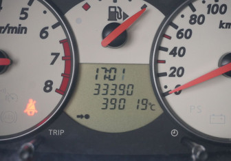 Подержанный автомобиль Nissan Micra Hatchback 2008 года (14 фото)