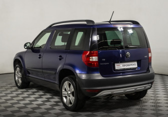 Подержанный автомобиль Skoda Yeti 2013 года (7 фото)