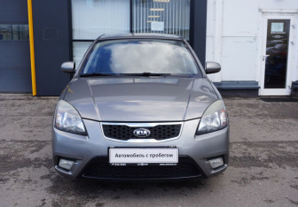 Подержанный автомобиль Kia Rio Sedan 2009 года (2 фото)