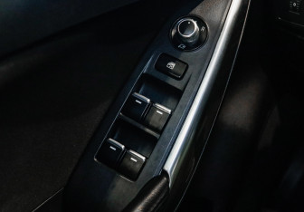 Подержанный автомобиль Mazda 6 Sedan 2016 года (13 фото)