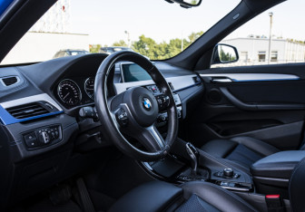 Подержанный автомобиль BMW X1 2019 года (9 фото)