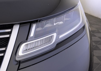 Подержанный автомобиль Land Rover Range Rover Velar 2020 года (11 фото)