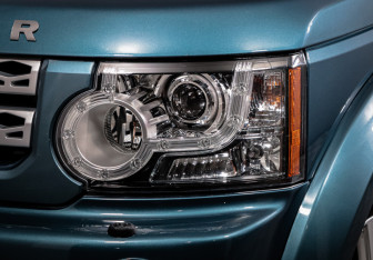Подержанный автомобиль Land Rover Discovery 2012 года (16 фото)