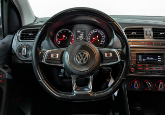 Подержанный автомобиль Volkswagen Polo Sedan 2020 года (22 фото)
