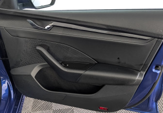 Подержанный автомобиль Skoda Octavia Liftback 2020 года (24 фото)