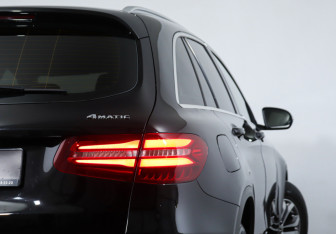 Подержанный автомобиль Mercedes-Benz GLC Coupe 2018 года (19 фото)