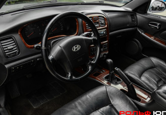 Подержанный автомобиль Hyundai Sonata 2008 года (13 фото)