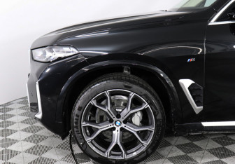 Новый BMW X5 2025 (8 фото)