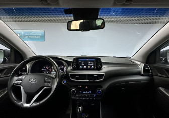 Подержанный автомобиль Hyundai Tucson 2018 года (12 фото)