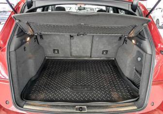 Подержанный автомобиль Audi Q5 2015 года (9 фото)