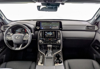 Новый Lexus LX 2026 (10 фото)