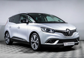Подержанный автомобиль Renault Scenic 2018 года (3 фото)