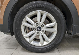 Подержанный автомобиль Hyundai Creta 2018 года (17 фото)