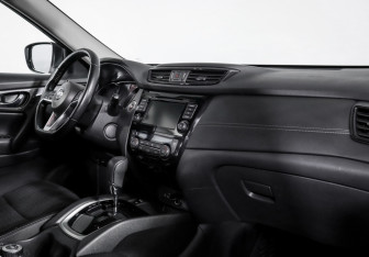 Подержанный автомобиль Nissan X-Trail 2021 года (9 фото)