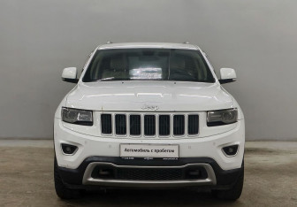 Подержанный автомобиль Jeep Grand Cherokee 2013 года (2 фото)