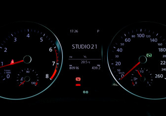 Подержанный автомобиль Volkswagen Passat Sedan 2017 года (11 фото)