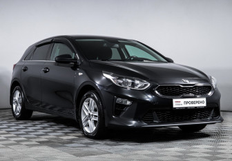 Подержанный автомобиль Kia Ceed Hatchback 2019 года (3 фото)