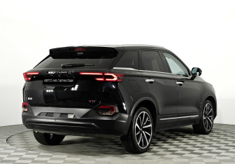 Подержанный автомобиль FAW Bestune T77 2022 года (3 фото)