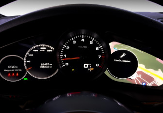 Подержанный автомобиль Porsche Cayenne 2021 года (13 фото)