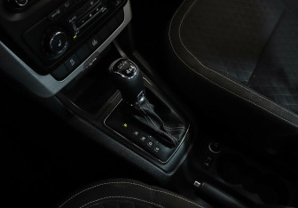 Подержанный автомобиль Skoda Yeti 2016 года (15 фото)