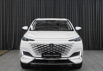 Подержанный автомобиль Changan UNI-K 2023 года (2 фото)