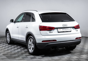 Подержанный автомобиль Audi Q3 2012 года (7 фото)