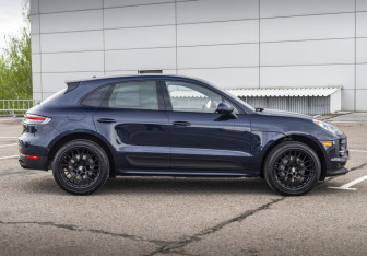 Подержанный автомобиль Porsche Macan 2019 года (6 фото)